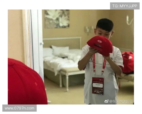 18岁中场陈骁涵加盟广州蒲公英